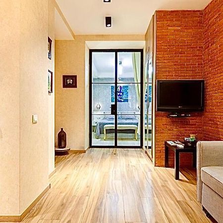 Very Center Of The Old City-Stylish Apartment Тбилиси Экстерьер фото