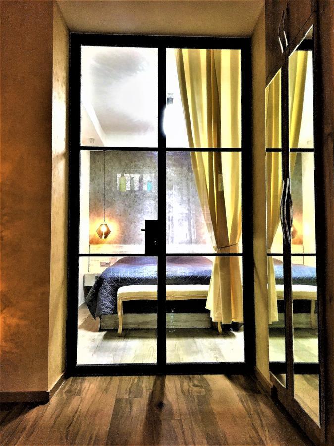 Very Center Of The Old City-Stylish Apartment Тбилиси Экстерьер фото