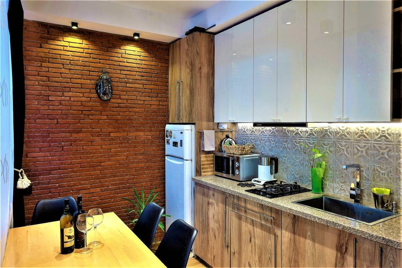 Very Center Of The Old City-Stylish Apartment Тбилиси Экстерьер фото
